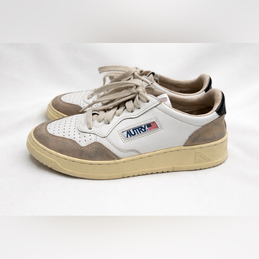 Women's White and Tan Sneakers